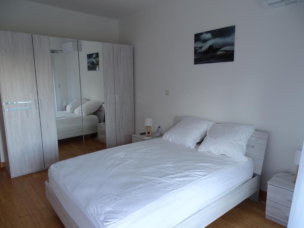 Appartement Bord De Mer Marina Baie Des Anges Villeneuve-Loubet Kültér fotó